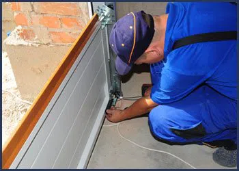 Neighborhood Garage Door Charter Twp of Clinton, MI 586-477-4189 - cont-door-instiallation-t-22-gr-23m